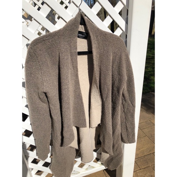 Zara Sweaters - Zara sweater